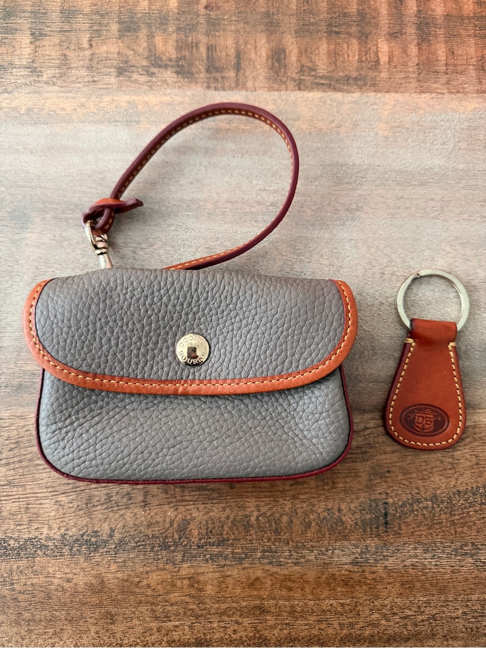 Dooney & Bourke Pebble Grain wristlet & Keychain